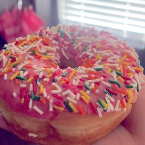 Meet your Posher, Valeria